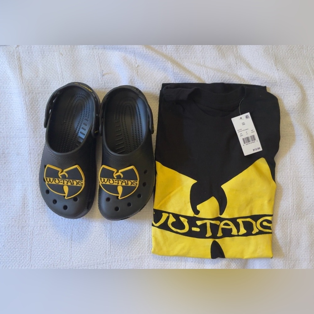 Black Crocs Wu-Tang Logo Clogs Exclusive + Medium Wu Tang Shirt